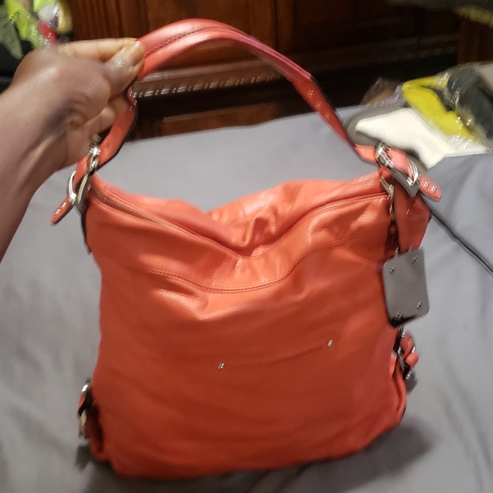 Women's Authentic Handbag 👜 - Picture 3 of 10